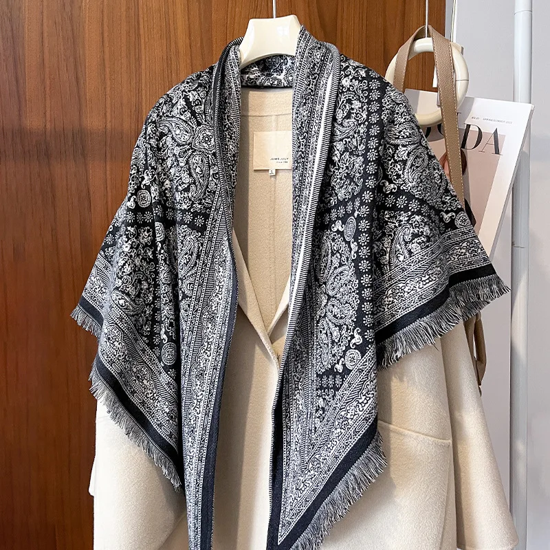 Eid Al-Fitr Retro Cashew Print Oversized Triangle Towel Women's Imitation Cashmere Beard Edge Shawl Warm and Versatile