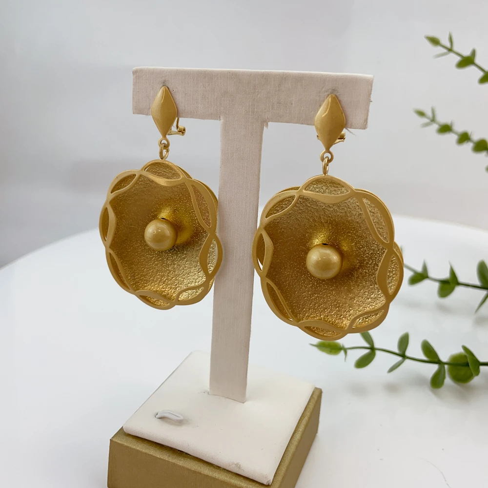 Yuminglai Fashion Luxury Dubai Jewelry Accessories Superior Quality Goldplated Earrings for Women FHK24393