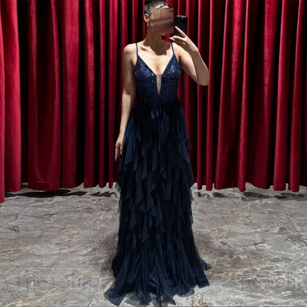 Maßgeschneiderte sexy Abendkleider mit tiefem V-Ausschnitt, rückenfrei, gestufte Rüschen, Pailletten, Perlenstickerei, Abendkleid, langes A-Linien-Geburtstagspartykleid