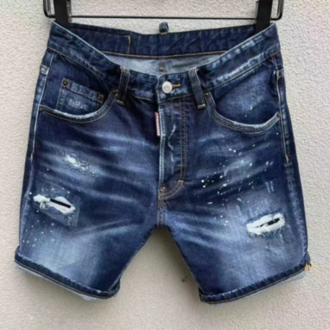 

2025 Spring and Summer New D2 Jeans Trendy Men's Washed Grinding Hole Patch Car Label Small Feet Blue Denim Shorts Men's