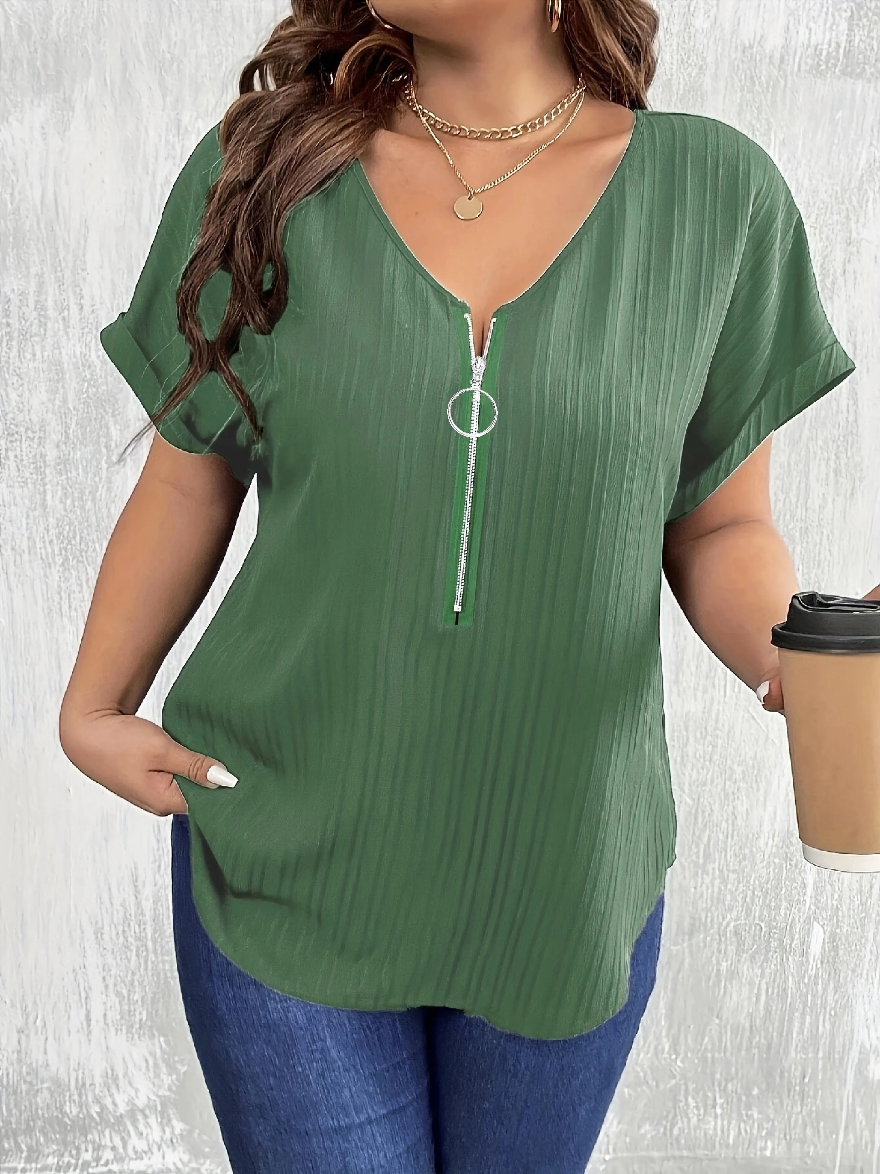 Plus Size 1XL-8XL Summer Women\'s Simple Solid Color T-shirt Tops Ladies Fashionable V-neck Short Sleeved Zippered T-shirt