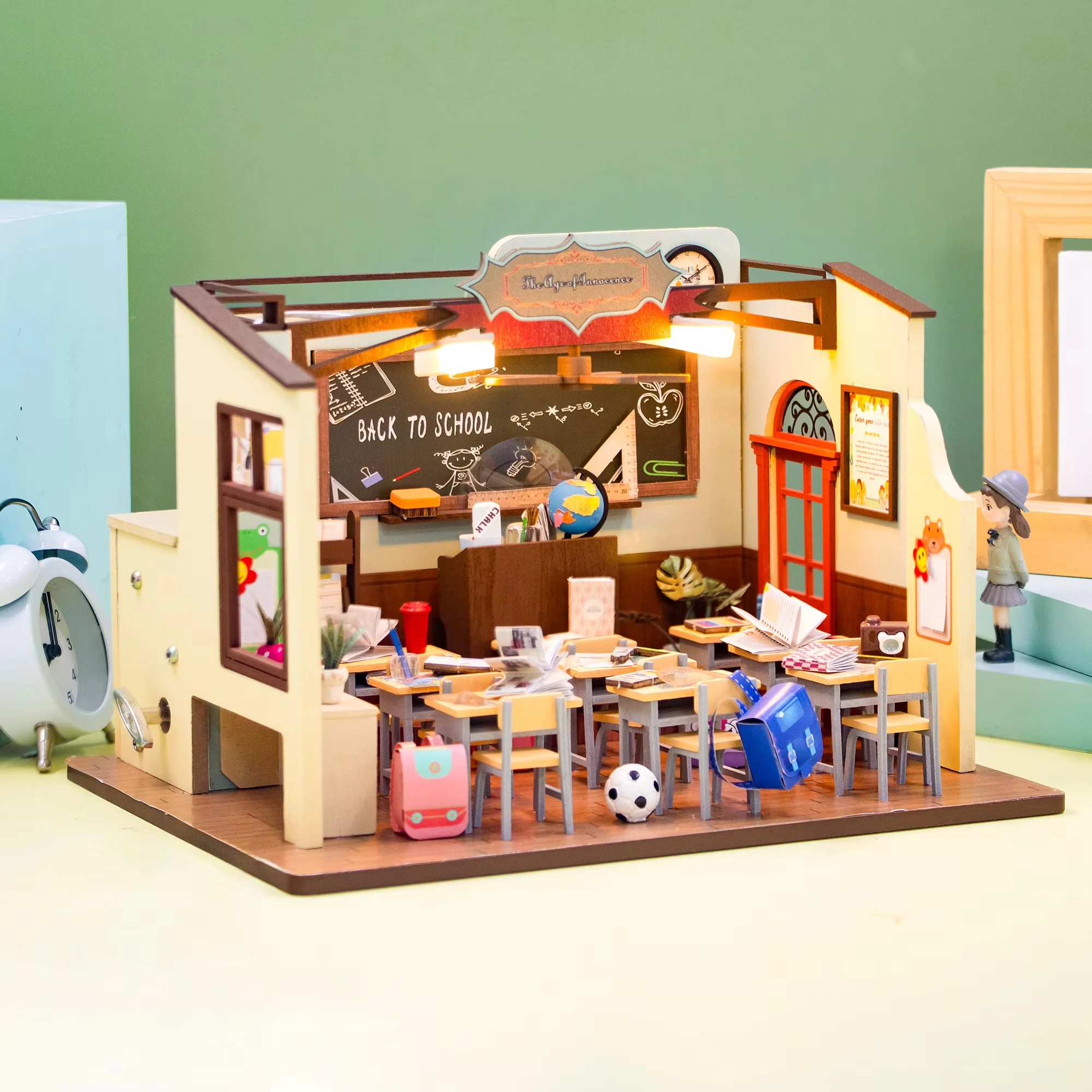 Wooden DIY Doll Houses School Handmade Classroom Miniature Model Doll House For Kids Mini 3D Wooden Puzzles Christmas Gift