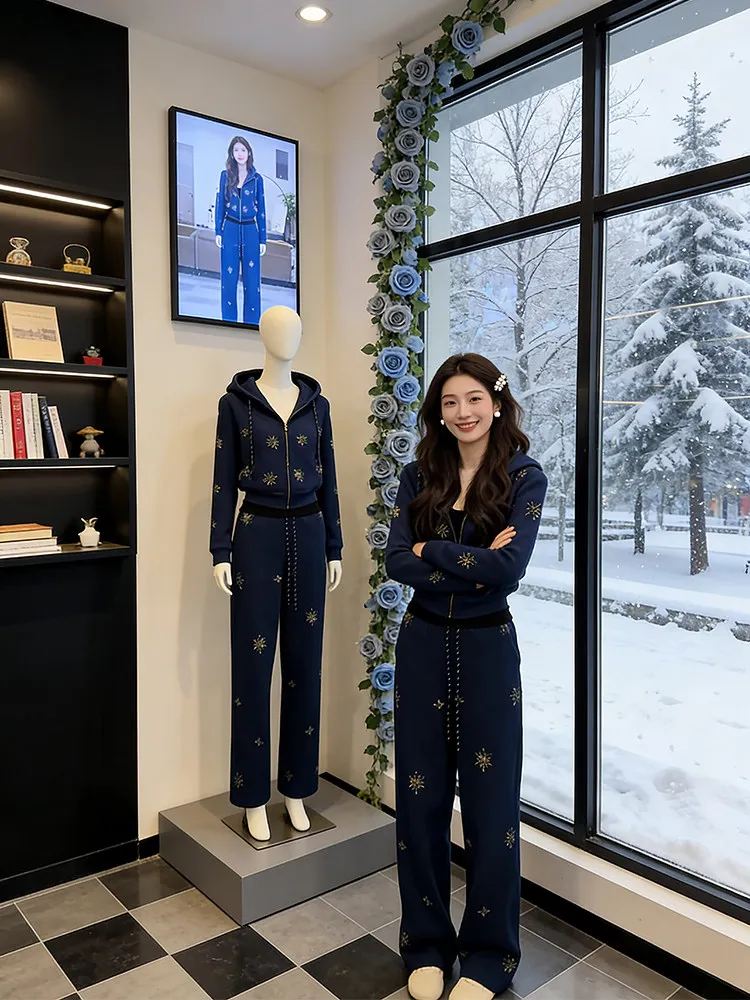 

Антивозрастной комплект с капюшоном, женский зимний новый модный спортивный комплект с тяжелыми бриллиантами, длинные брюки, комплект из двух предметов, повседневная одежда