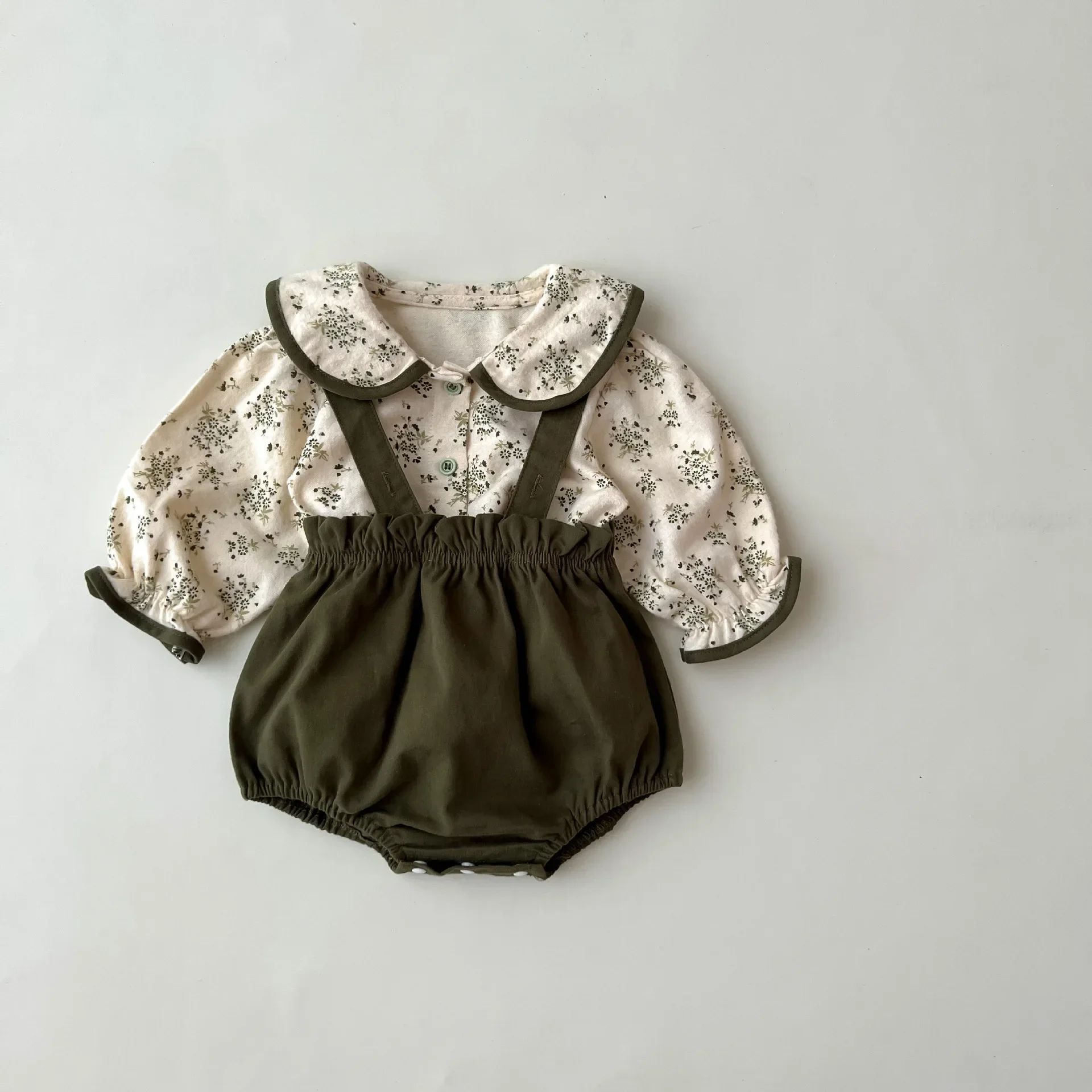 Korean green clothes set for infant newborns Autumn new baby girls clothes set floral blouse and strap shorts