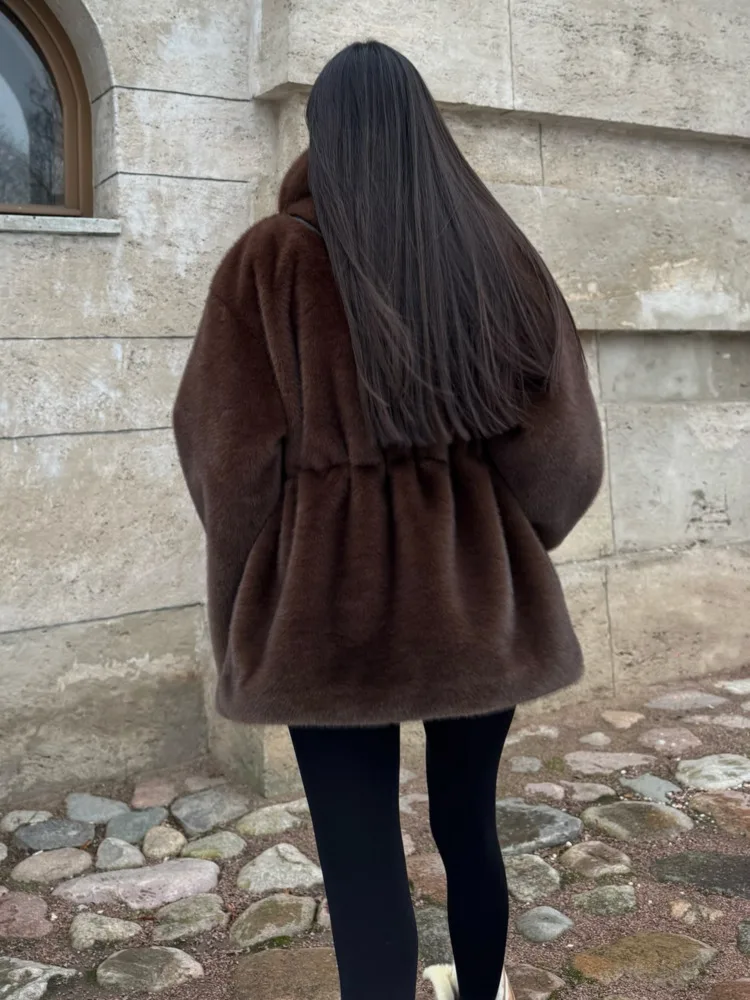 DFDG 2025 الخريف الشتاء المرأة خمر فو المنك معطف قصير أفخم خندق سترة الحد الأدنى مصمم تيدي ملابس خارجية معطف #5