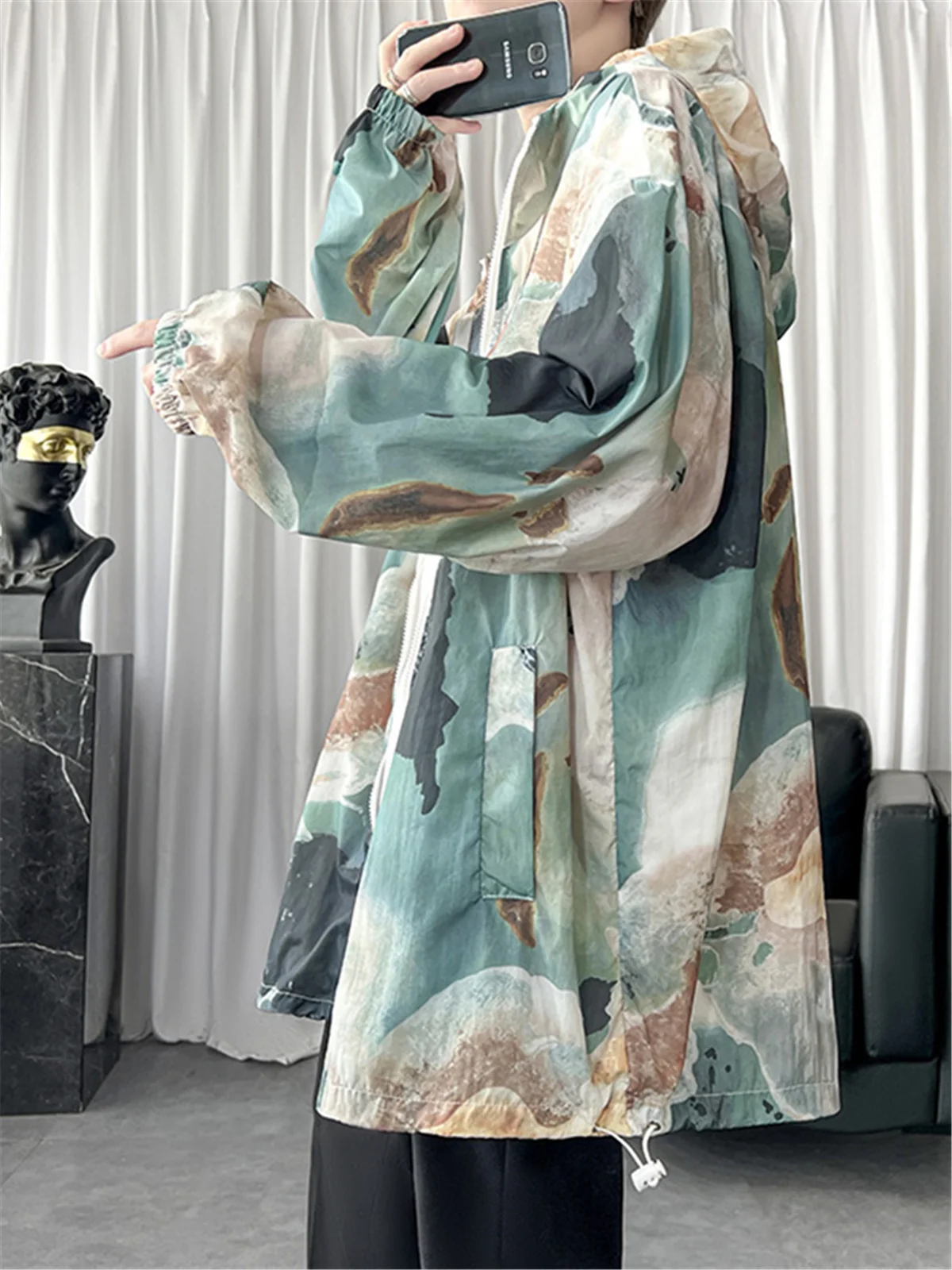 

Ice Silk Men's Summer Jaet Loose Fit UV Protection Casual Sportswear Anti-Uv Lightweight Hooded Skin Friendly Outerwear