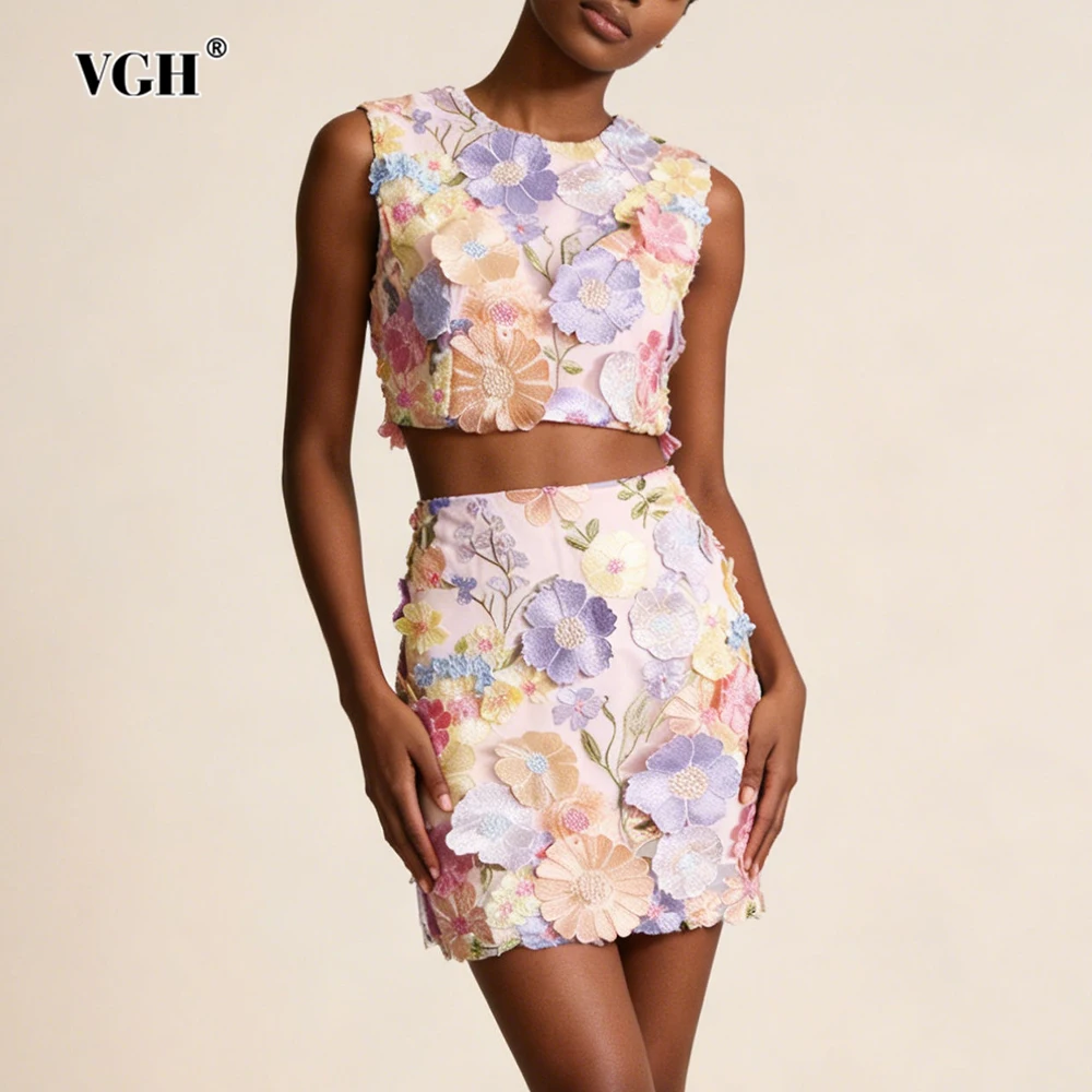 

VGH Slimming Sweet Embroidery Two Piece Sets For Women Round Neck Sleeveless Top High Waist Mini Skirt Cute Fresh Set Female New