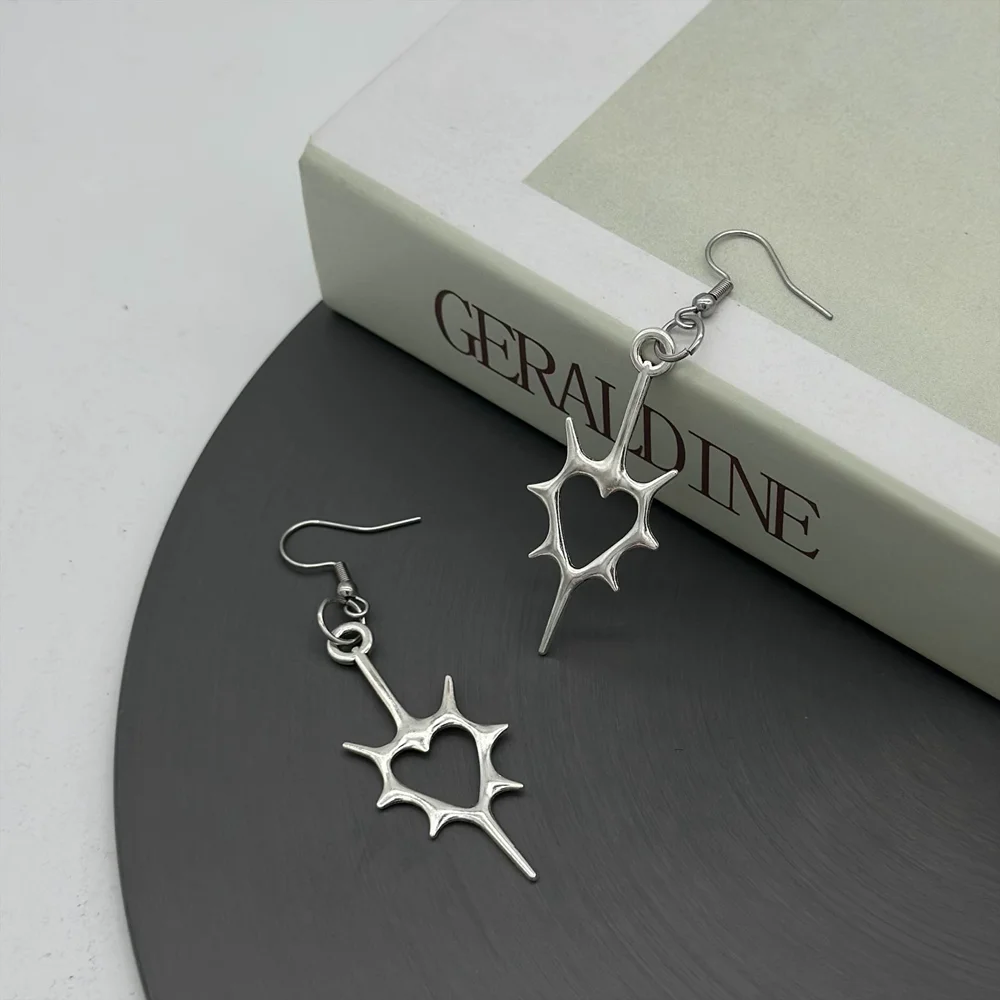 Y2K Spiky Hollow Heart Drop Earrings for Women Grunge Thorn Heart Dangle Earrings Korean Fashion Cross Hip Hop Earrings