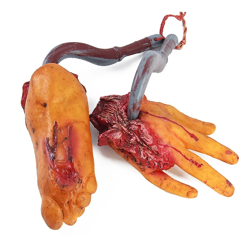 1 مجموعة هالوين الأيدي الدموية وهمية مخيف قطع أجزاء الجسم المكسورة مع هوك لحفلة الهالوين معلقة الديكور الدعائم #4