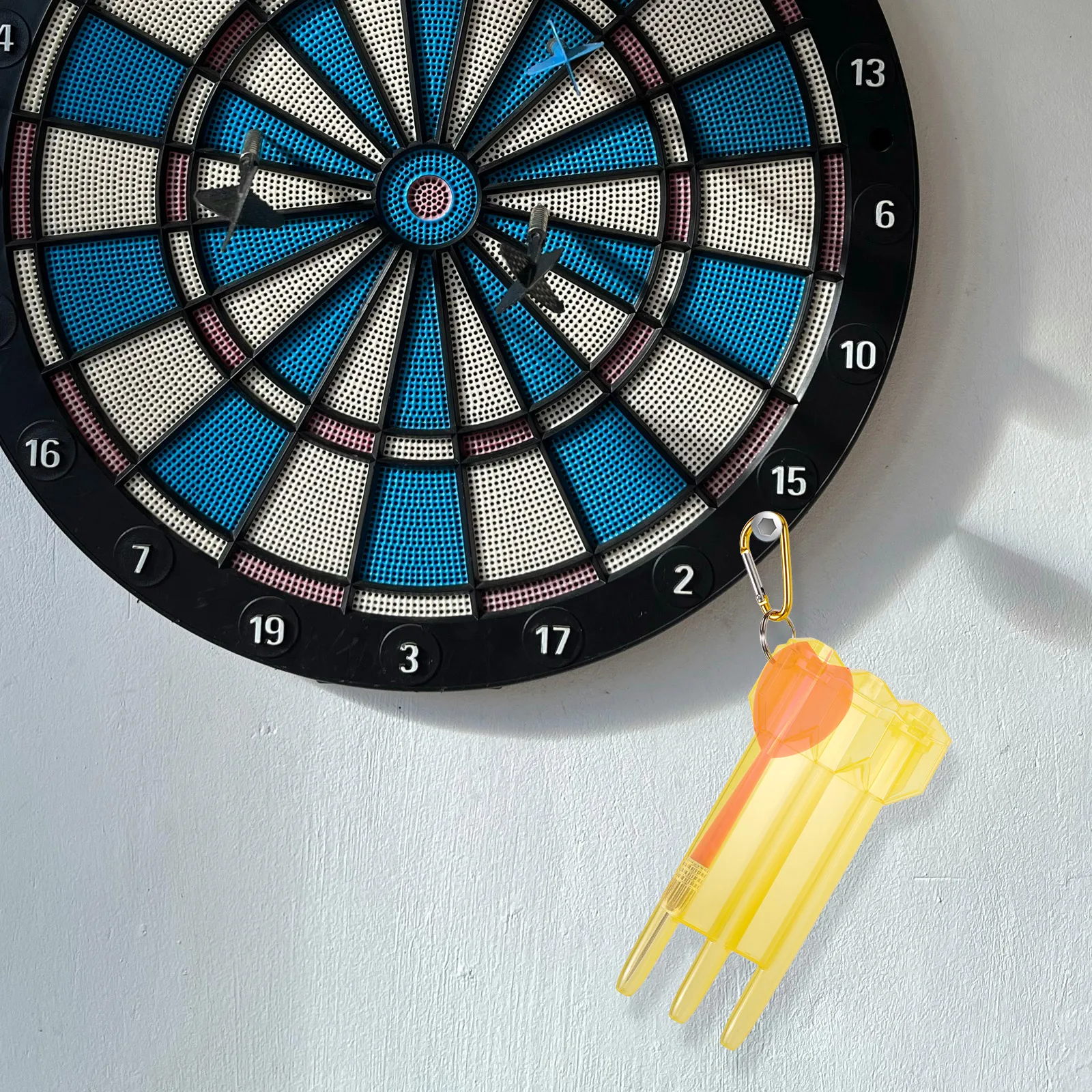 

Hardshell Storage Box Portable Lightweight Plastic Case With Carabiner For Organizing Sturdy Durable Dart Container