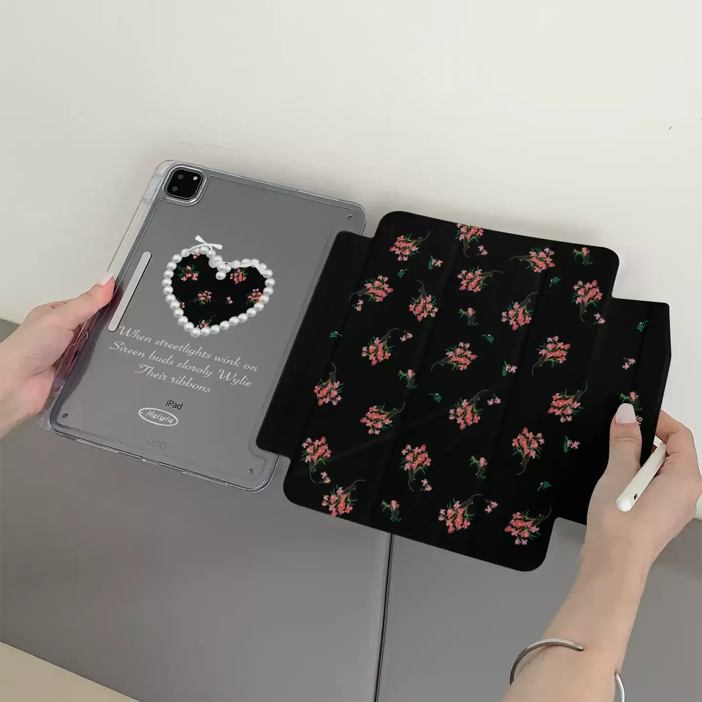 

Чехол Love Floral Pearl Black для iPad Pro 11, 12.9, 13 (M2, M3, M4, M5), а также для iPad 8.3, 9.7, 10.2 (5/6/7/8/9/10/11 поколений), Air 3, 4, 5, 6, 7, 8, 9, 10, 11 (8.3, 9.7, 10.2 дюймов)