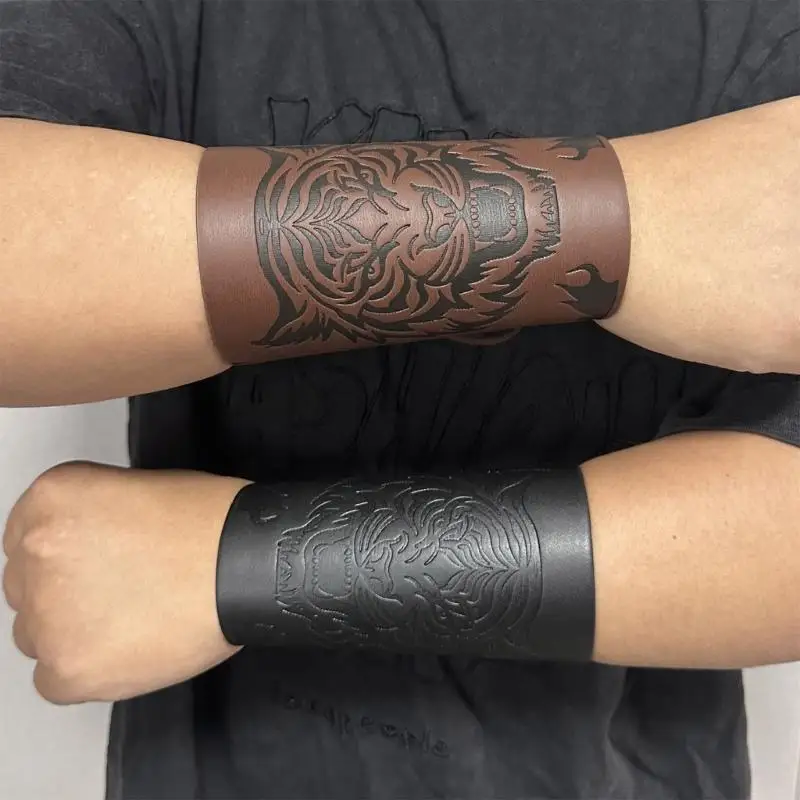 652F الأساور الشرير فارس مع تنقش الحيوان نمط Vintage دعامات المعصم الرجال تأثيري قابل للتعديل دعامات أدوات الهالوين #2