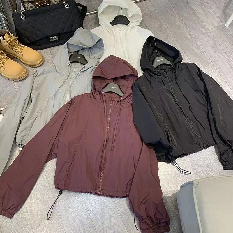 Women's Loose Fit Breathable Thin Jacket Zipper Windbreaker Short Length Summer 2025 New Style Polyester Fiber 100%