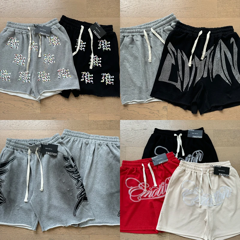 

СМЕШАННАЯ ЭМОЦИЯ Шорты для мужчин и женщин Свободные спортивные штаны на шнурке Ретро High Street Fashion Hot Drill Короткие брюки с вышивкой и принтом