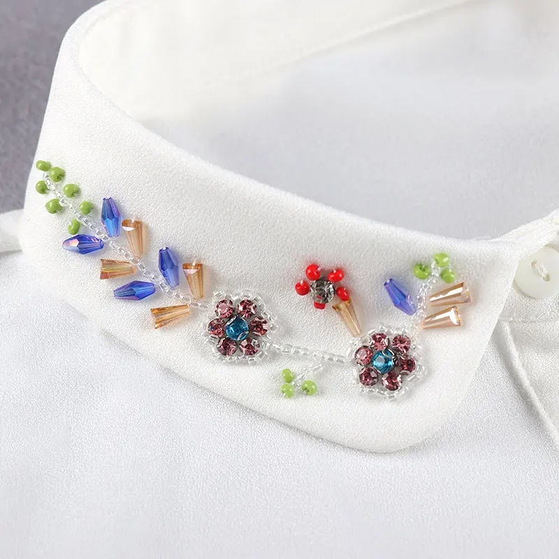 Colletto finto con fiore in rilievo bianco fatto a mano per donna Colletto falso staccabile in tinta unita Cravatte femminili Decorazione con risvolto