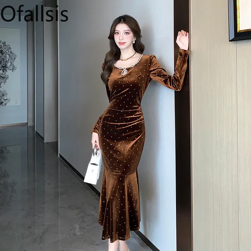 Ofallsis High End Nail Bead Wrapped Buttocks Black Dress 2024 Women's Spring Hepburn Gold Velvet French Retro Fish Tail Dress