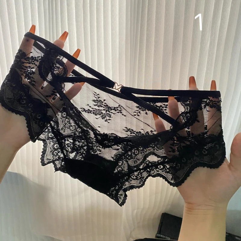 Girl Low Waist Briefs Cotton Crotch Pants Sexy Hip Lift Shorts Comfort Breathable Light Luxury Panties High-grade Lace Underwear