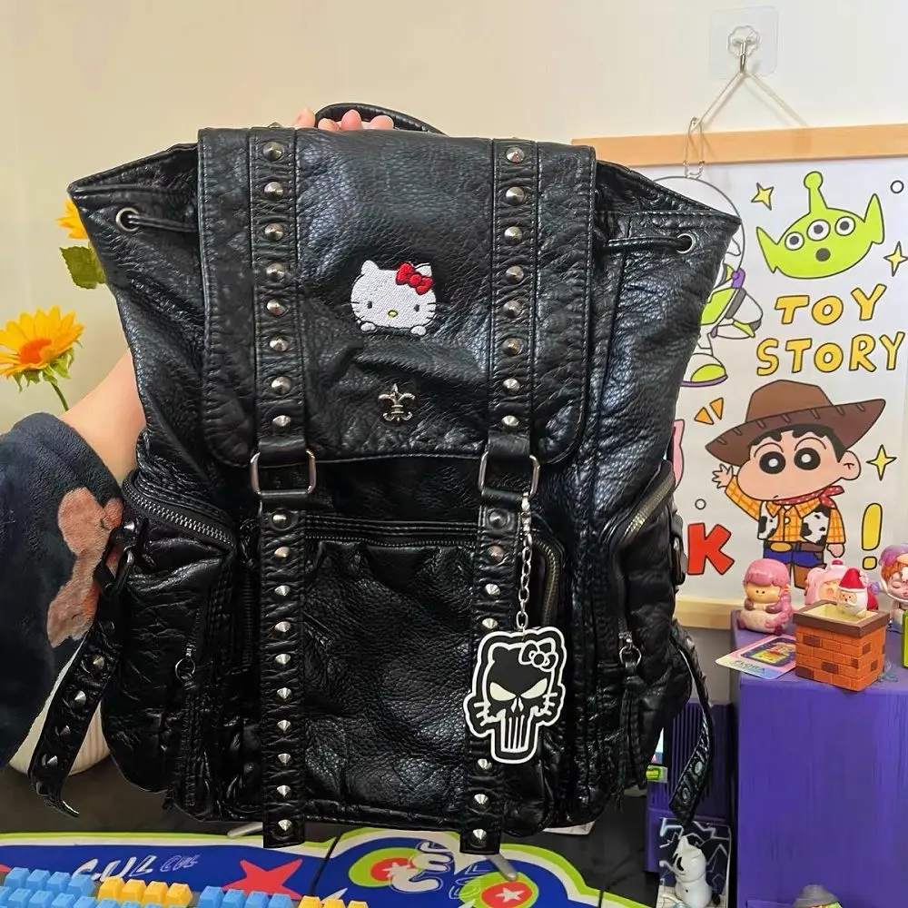 Zaino Kawaii Sanrio Devil hellobykitty zainetto Cute Anime rivettato Punk borsa a tracolla di grande capacità regalo di natale ragazza piccante