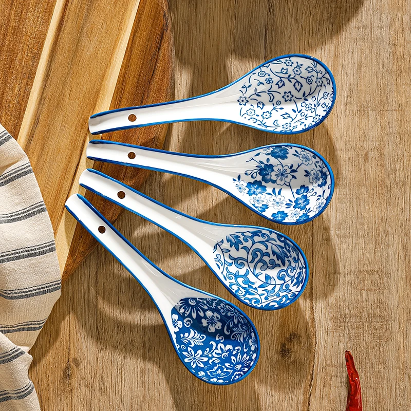 4PCS Blue and White Porcelain Soup Spoon Household Tableware Set Retro Chinese Style Ceramic Soup Spoons Combination Set