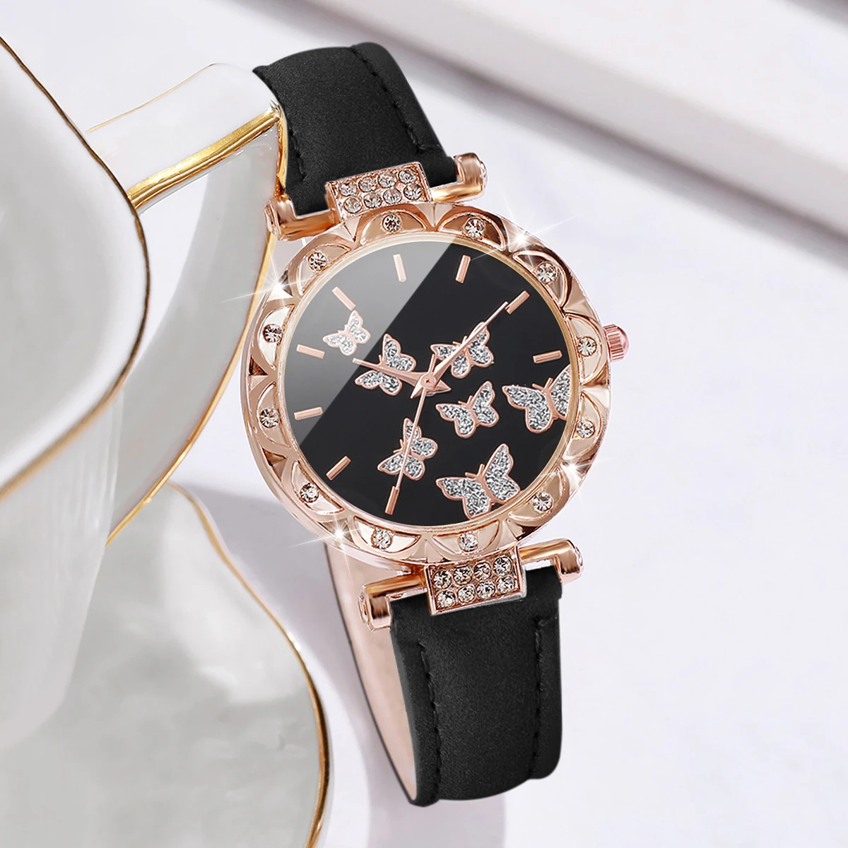 6PCS/Set Fashion Butterfly Dial Women\'s Quartz Watch Casual Leather Band Wristwatches Rhinestone Jewelry Set（Without Box）