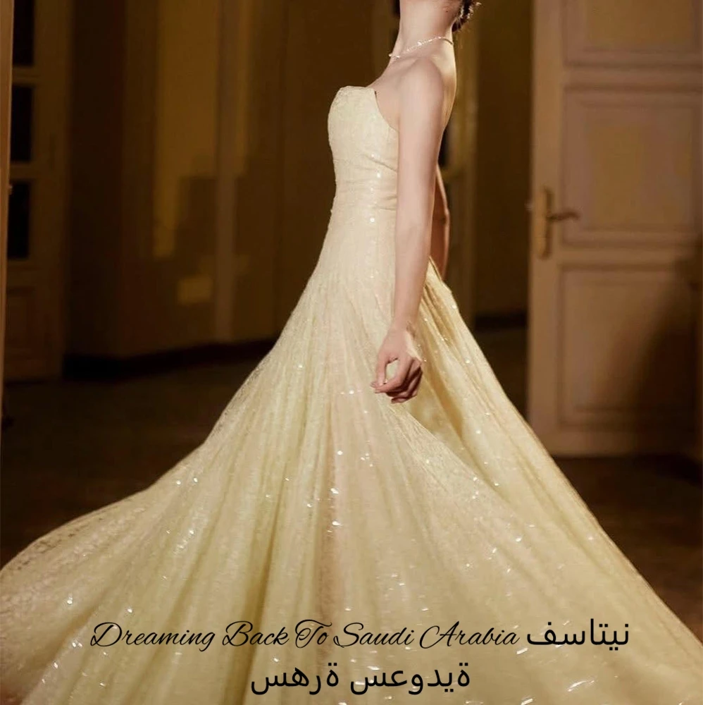 Customized Exquisite Yellow Organza Homecoming Dress Temperament Strapless Ruched Zipper Back Customized Celebrity Gowns