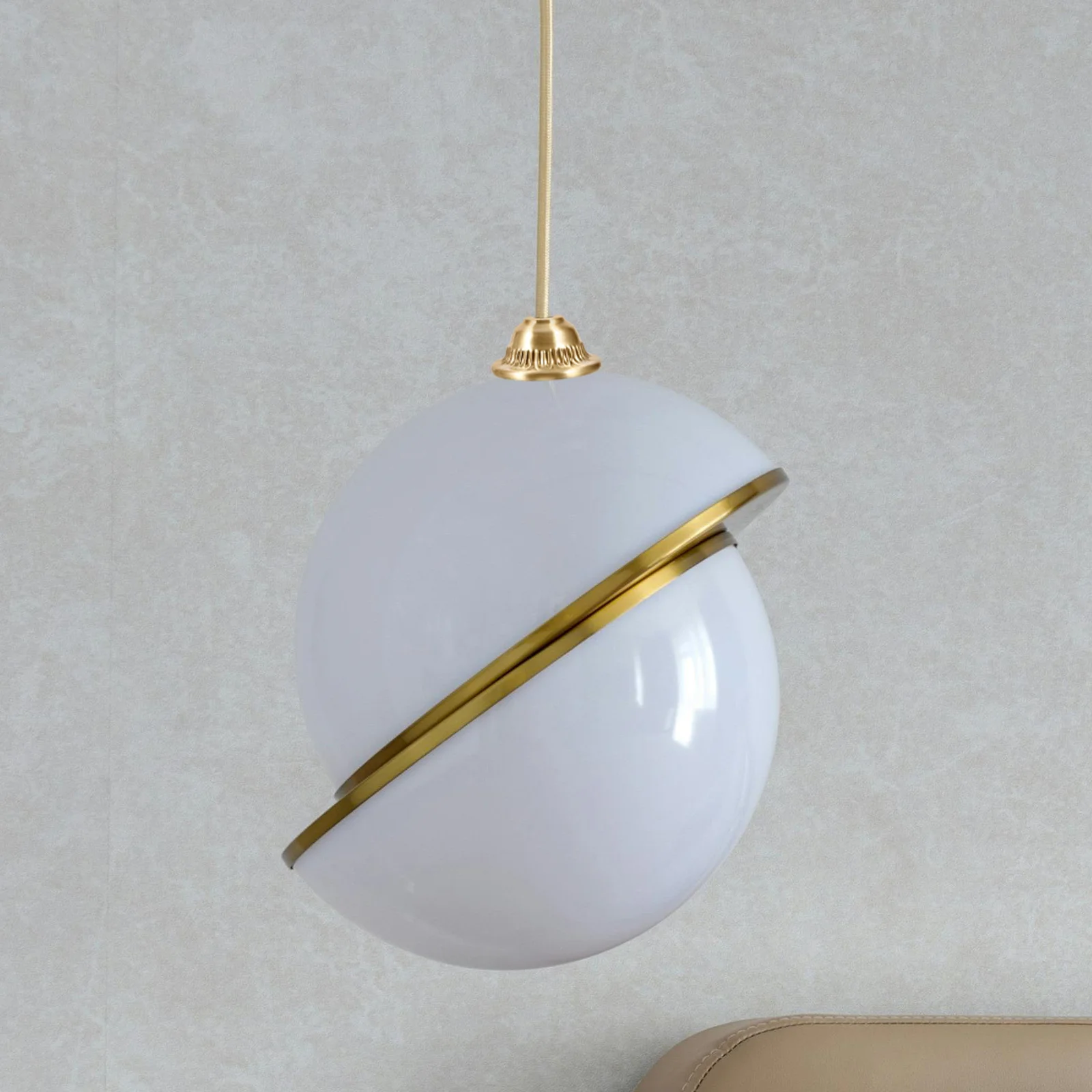 

Brass Lamp Cup Sturdy Round Finial Base For Pendant Table Bedside Light Semi-Enclosed Metal Holder Wall Ceiling Light Cups