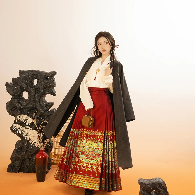 Ma Mian Skirt Hanfu MIng Dynasty Weaving Silver Gold Horse Face Skirt Daily Suit Element Original Hanfu Women Dress