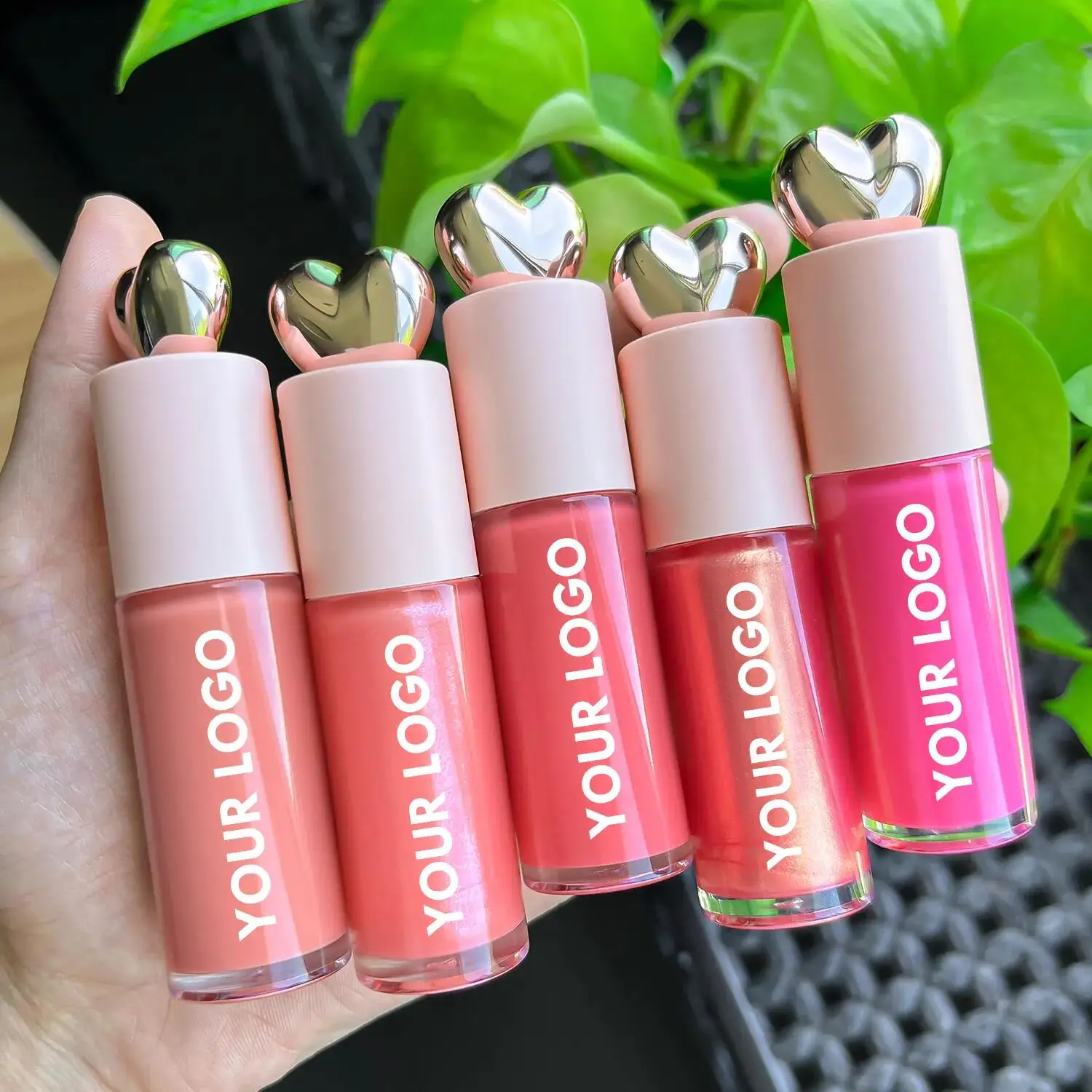 Cute Lip Gloss Custom Logo Waterproof Long Lasting Vegan Makeup Lipgloss Wholesale Heart Tube Cosmetics Peach Pink Color