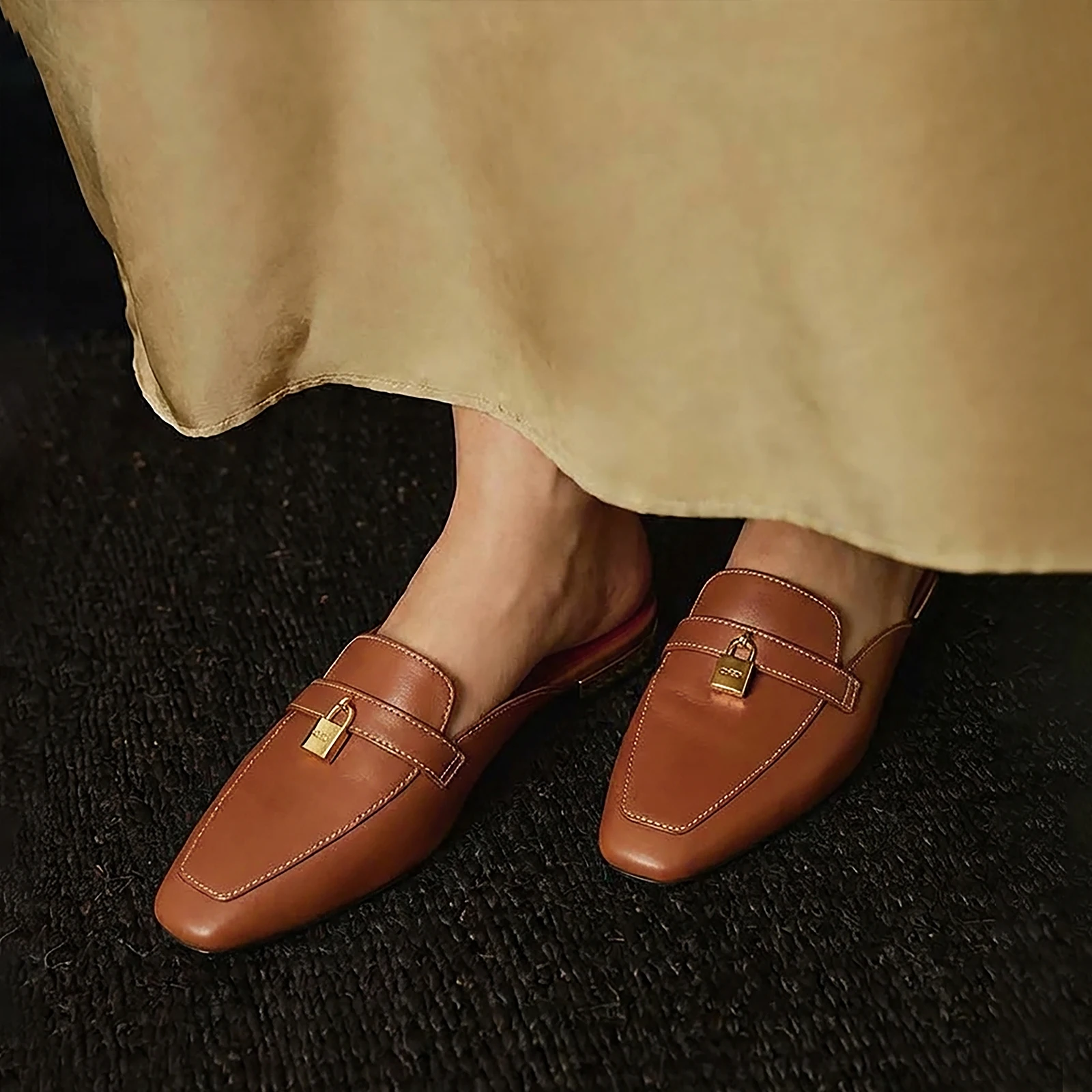 Pure Color Slippers with Decorative Lock - Leather Footwear Stylish Slip-On Shoes for Casual Wear