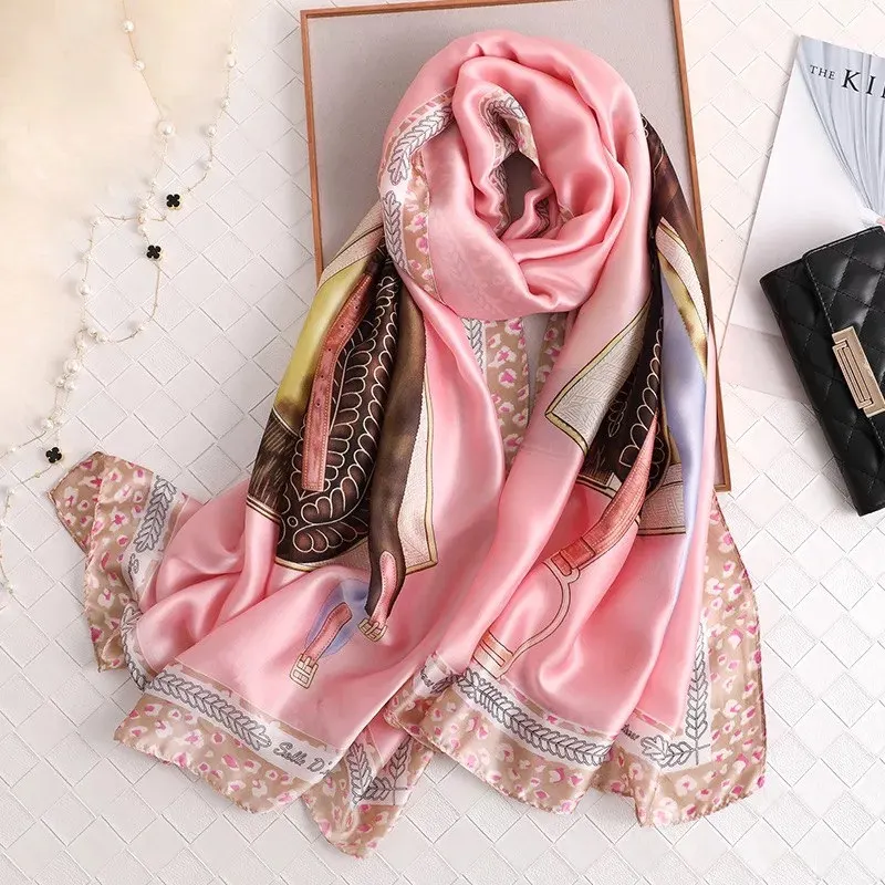 2023 Luxury Sunscreen Neckerchief Popular Satin Silk New Beach Towel Lady Leopard Print Scarves Fashion 180X90CM Shawls muffler