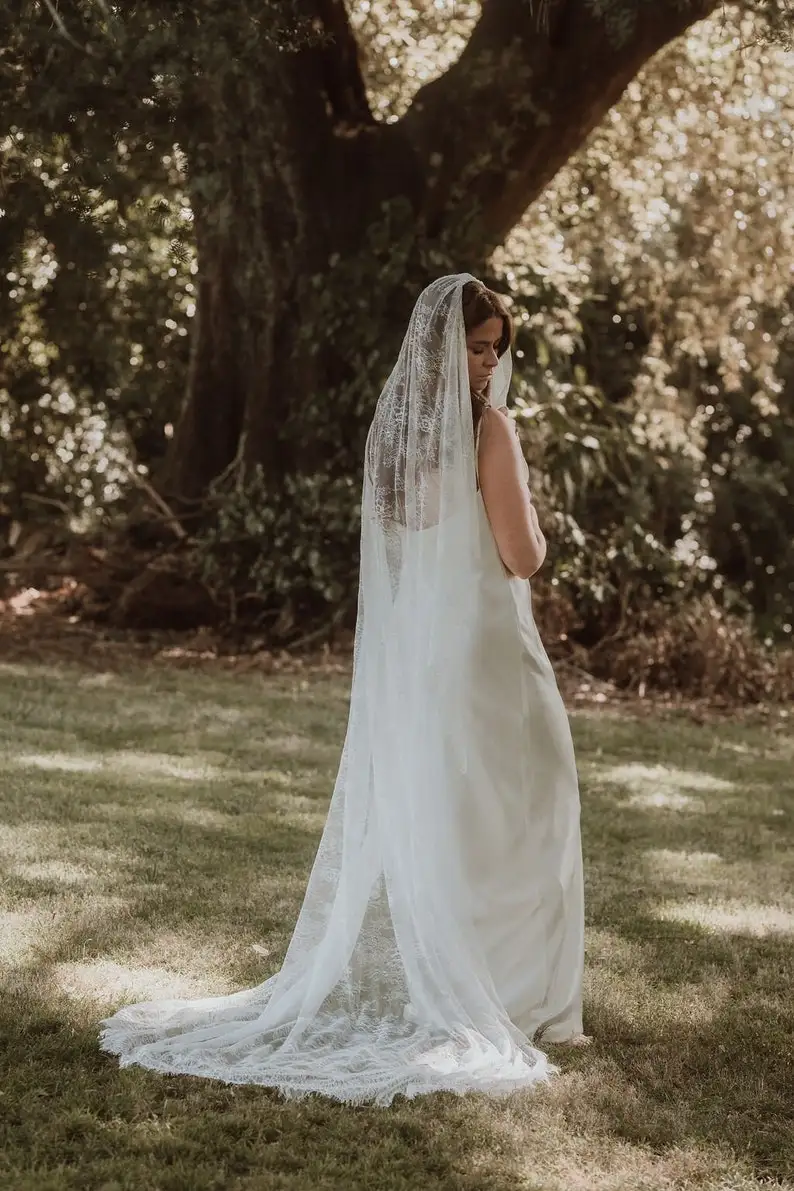 

Wedding Veils For Brides Long Appliques Soft Lace Cathedral Bridal Veil Mantilla Full Lace Veil Customized Hide comb