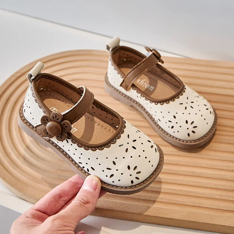 

New Girls' Flat Shoes Spring Autumn Flower Kids Leather Shoe Fashion Cut-outs Causal Children's Princess Dress Shoes Hook Loop