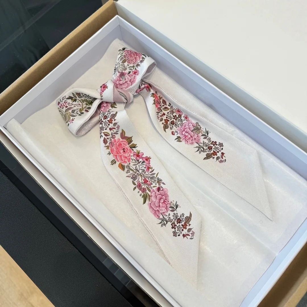 

New Summer Women's Narrow Silk Scarf Fashionable and Versatile Floral Print Small Scarf Classic Silk Small Scarf Hair Tie Gift
