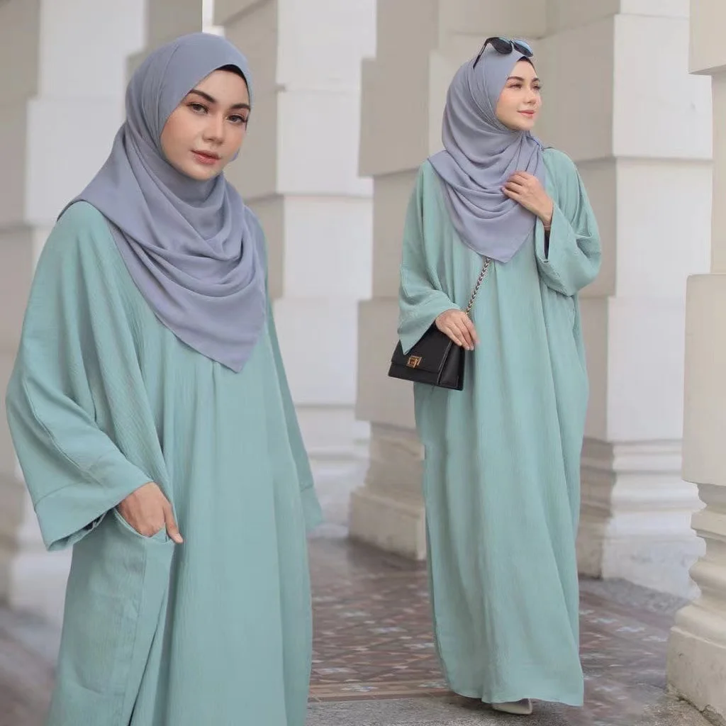 Middle East Muslim fashion robe solid color women's dress