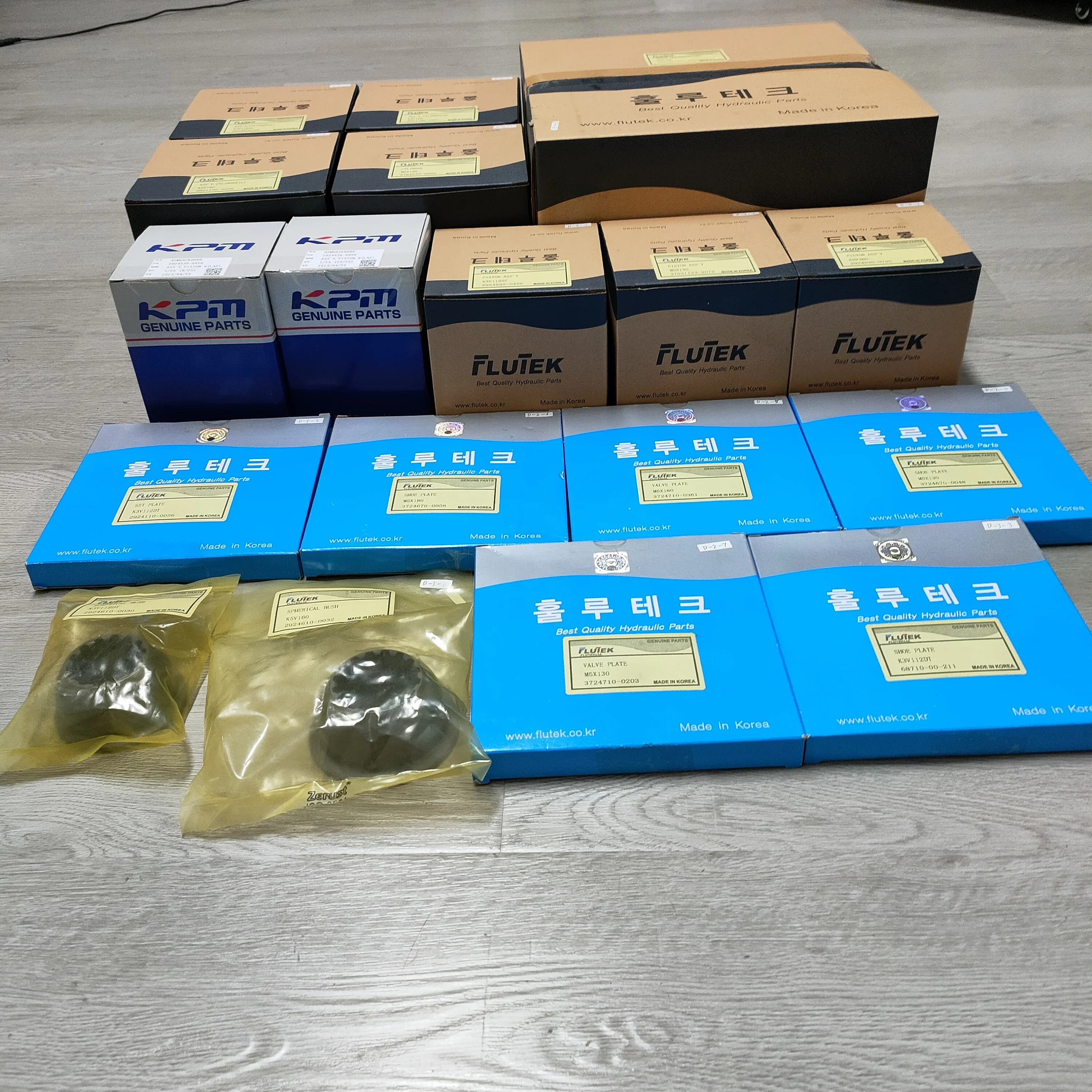 K3V K5V K7V K3v63 K3v112 K3v140 K3v180 K3v280 K7sp36 Series Hydraulic Piston Pump Spare Parts