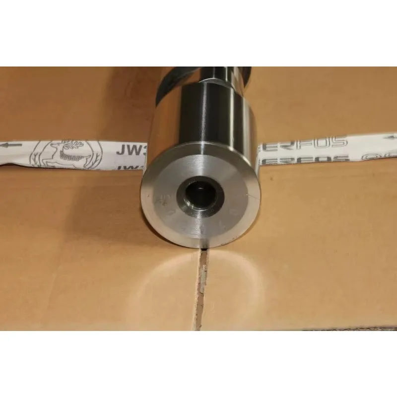 3074304 3062594 Engine Camshaft Engine Valve Train Spare Parts KTA50 QSK50 K50 Industrial Replacement