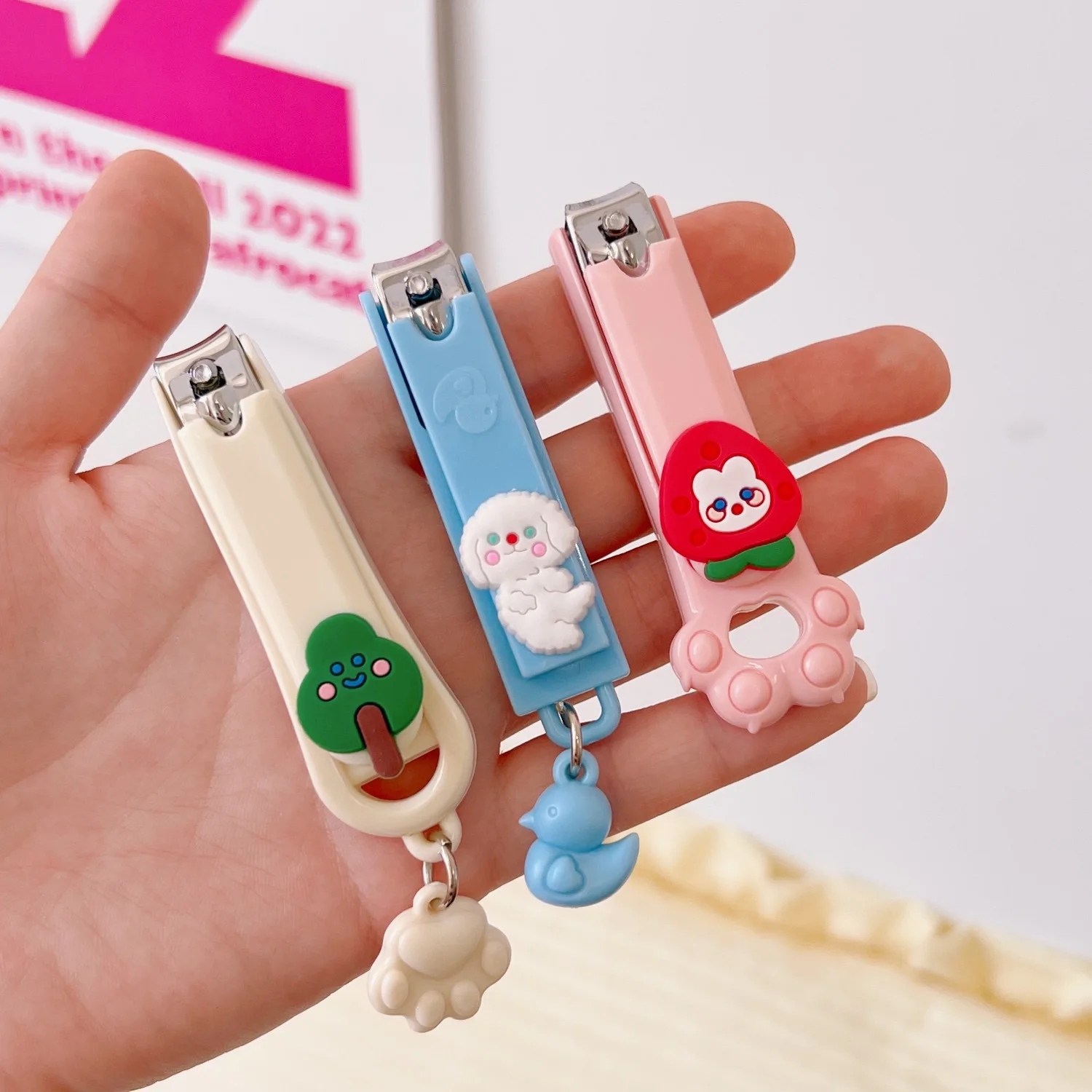 2 Sets Cute Nail Clippers Cartoon Single Pack Convenient And Creative Children\'s Nail Clippers Small Household Nail Clippers