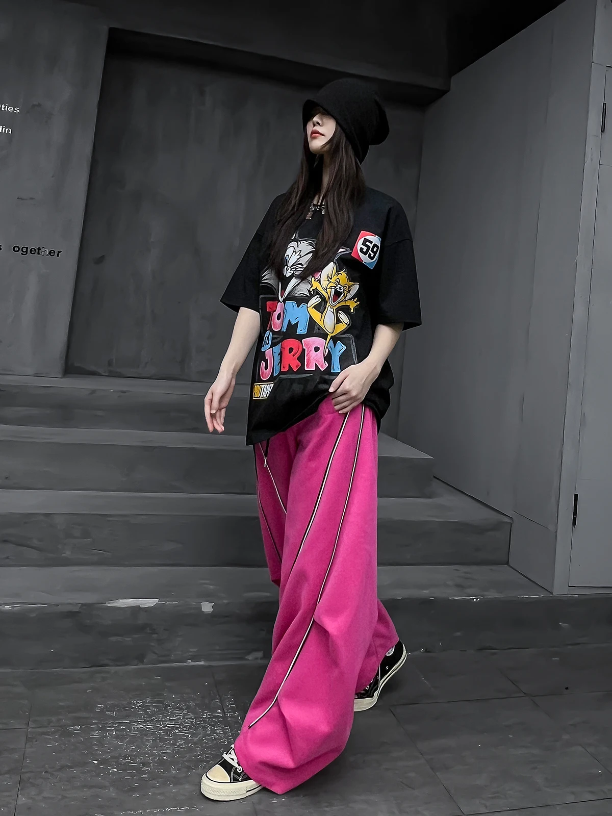 

Cool Style Women's Fashion Set Summer 2026 Short Sleeve T-Shirt Wide Leg Pants Two Piece Set Streetwear Trend Brand