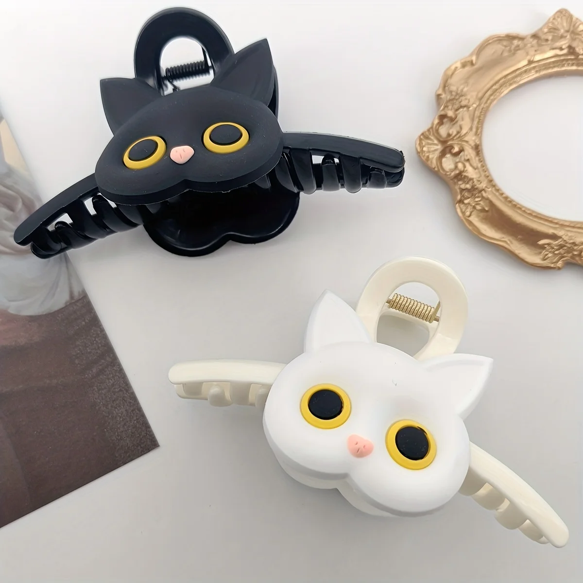 قطعة واحدة من مشبك شعر كبير بلون موحد - قطة لطيفة - مخالب بلاستيكية على شكل حيوان عصري - إكسسوارات شعر تحت عنوان