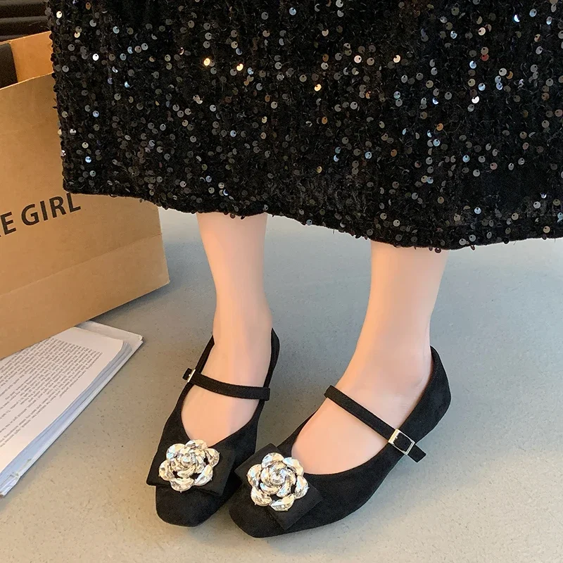 

2025 Spring Designer Crystal Women Mary Jane Shoes Fashion Shallow Flats Shoes Concise Outdoor Soft Sole Shoes
