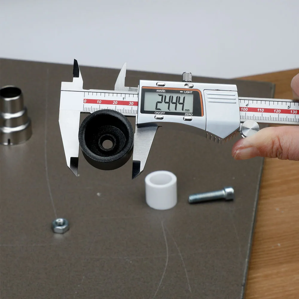New digital calipers for 2026, serving 0-150mm 0-6 inches, stainless steel housing, with calibration certificate and boxed