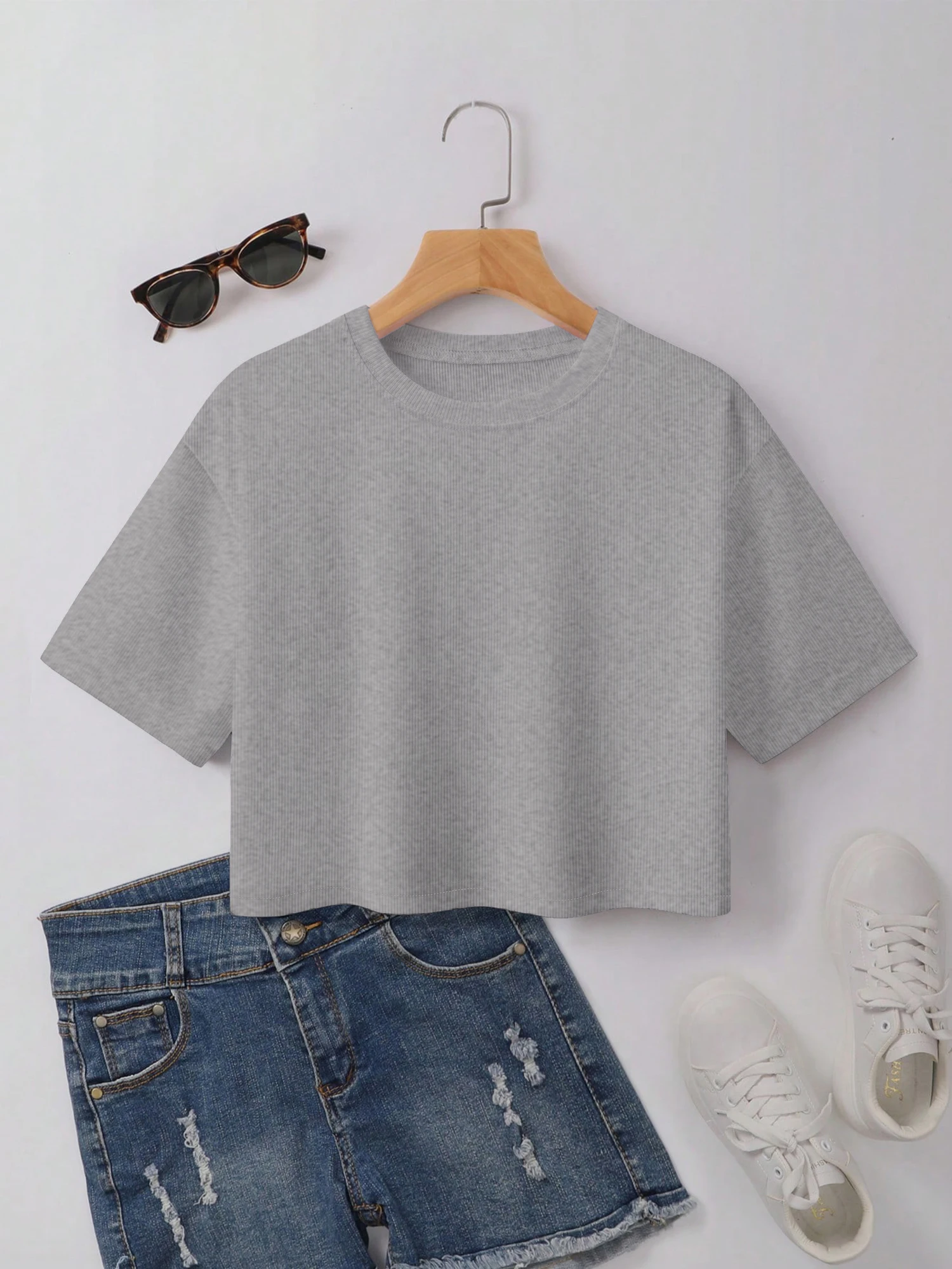 Camiseta de manga corta con cuello redondo para mujer, Tops holgados informales de manga media, Color sólido, ropa de moda, novedad de verano