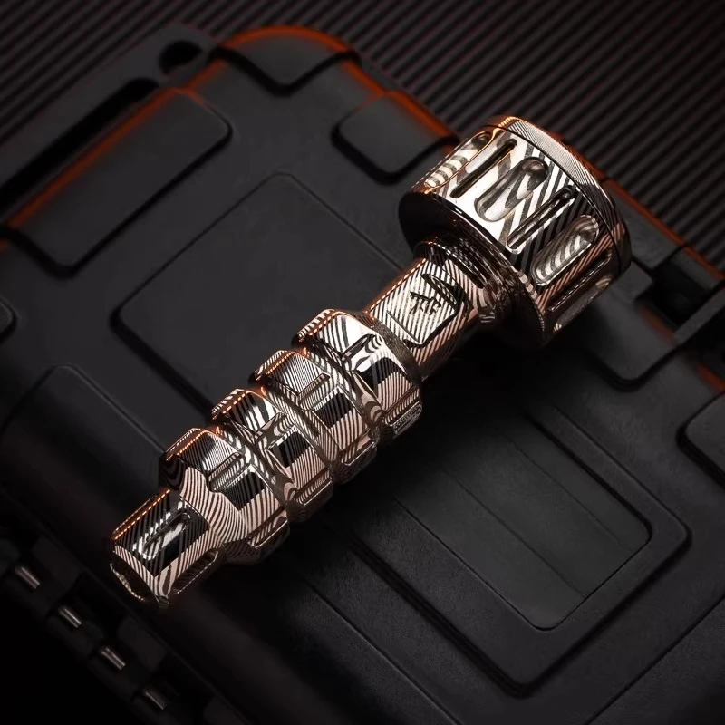 ไขควงอเนกประสงค์ Bad Guy EDC ทำจากไทเทเนียมและเซอร์โคเนียมอัลลอยด์ ของเล่นโลหะหมุนคลายเครียด