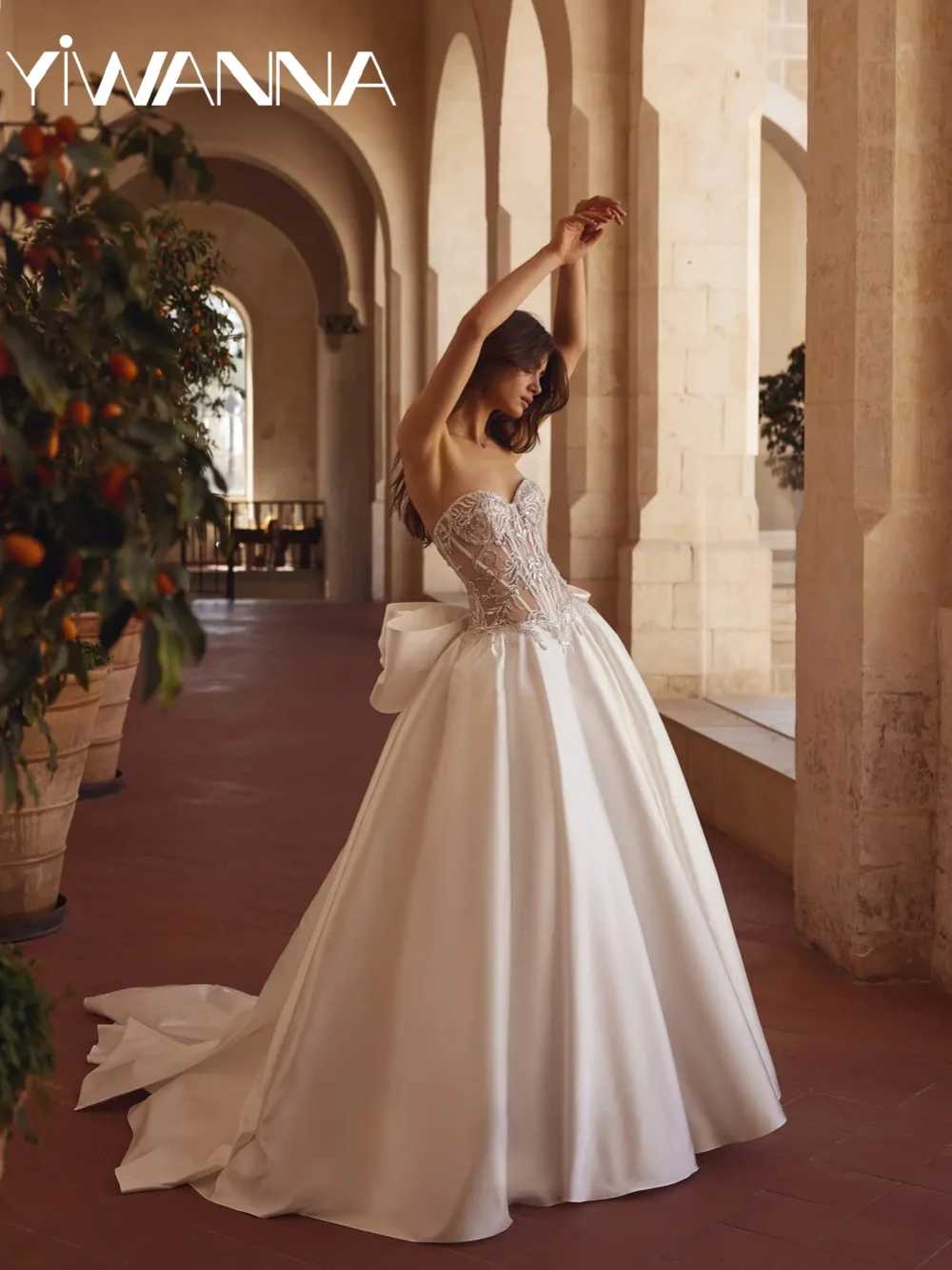 

Hand-sewn Beaded A-line Satin Wedding Dress Charming Sweetheart Neck Bridal Gown Customized Bow Floor-length Dresses For Bride