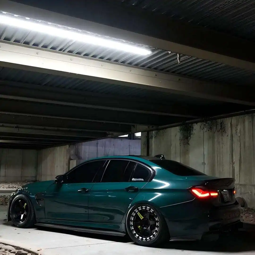 Dark Green Glossy Crystal PET Backing Car Wrap Vinyl High-Quality Durable Auto Protect Sauce for Vehicle