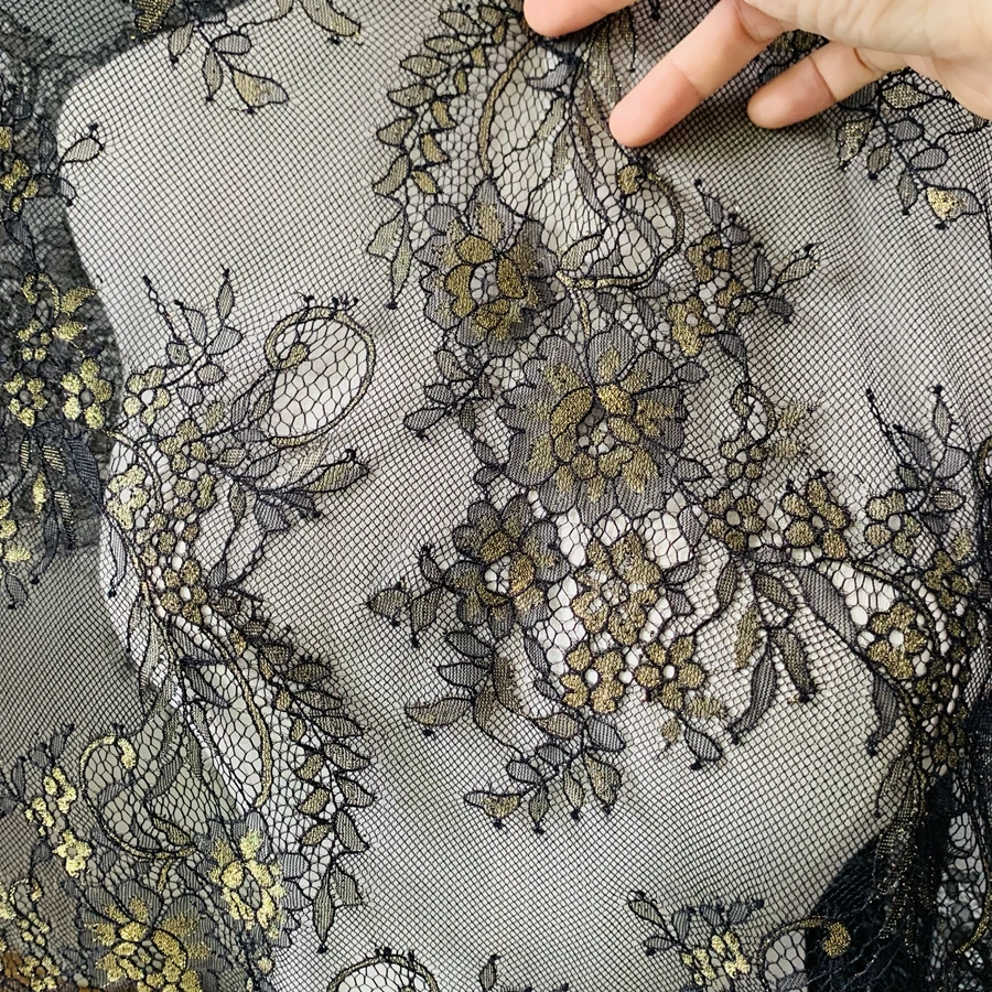 Width(Height) 1.5M, Length 3M per Piece Gold Eyelash French Lace Fabric Design Fabric Good Quality