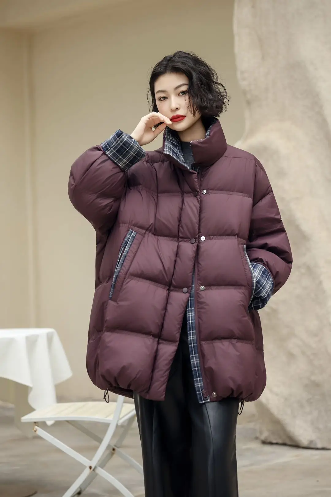 90 الأبيض بطة أسفل سترة منفوخة منقوشة تقسم أسفل سترة المرأة الشتاء المألوف الوجه الأكمام سميكة منتصف طول سترة الخبز