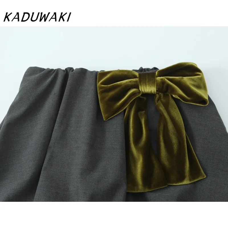 KADUWAKI Elegant Women Fashion with Velvet Bow Balloon Mini Skirt Mid Elastic Waistband Female Skirts Mujer Evening Kawaii Skirt