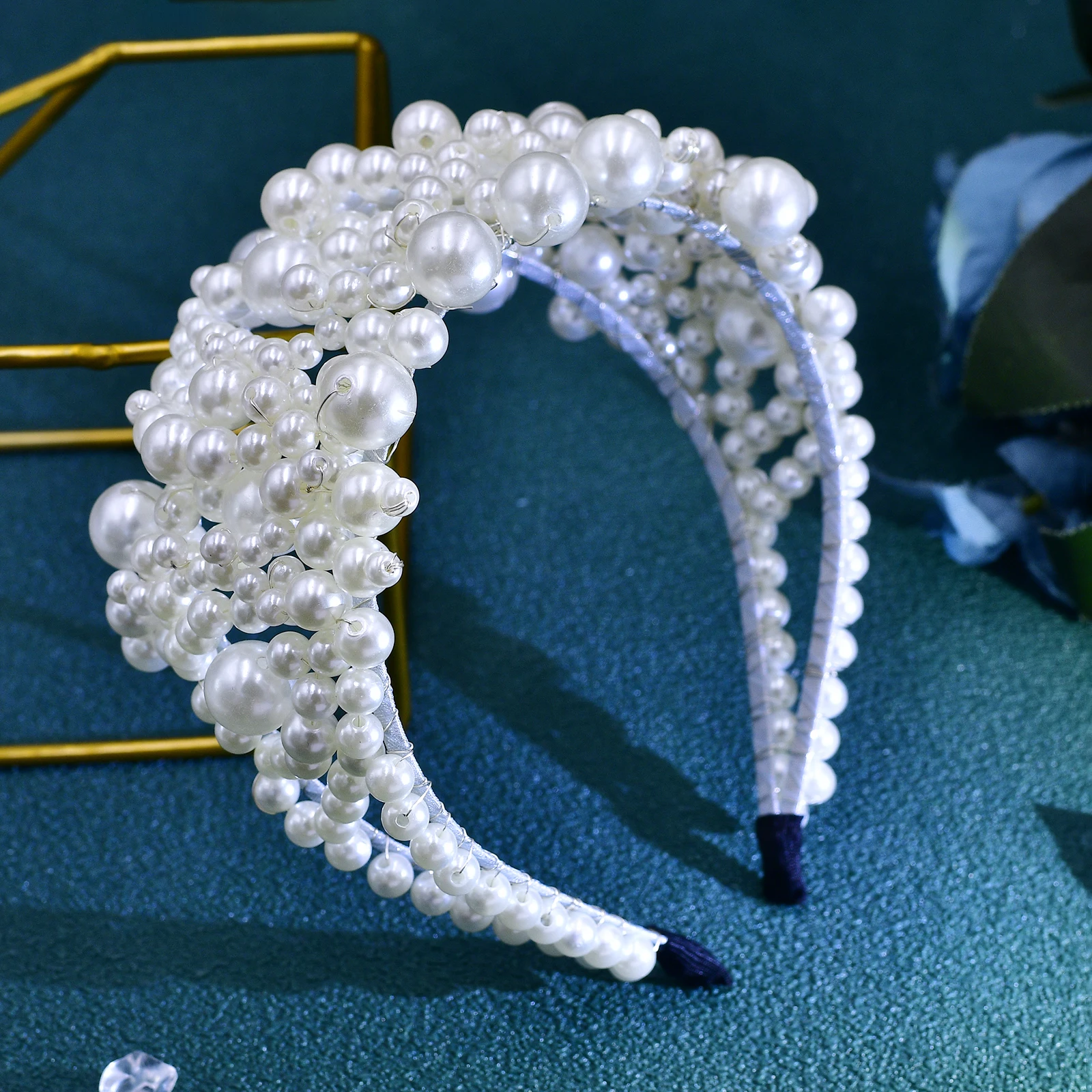 Elegant Pearl Bride Hair Hoop Fashion White Color Faux Pearl Wedding Headband Butterfly Shape Party Headwear HP704