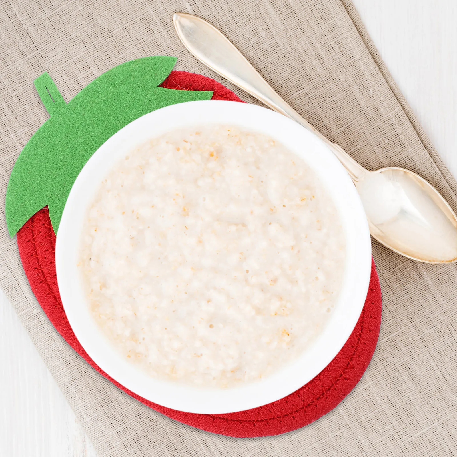 

1Pcs Strawberry Shape Cotton Woven Placemat Heat Resistant Insulated Bowl Pad Nonslip Table Mat Creative Cup Cushion Anti Scald